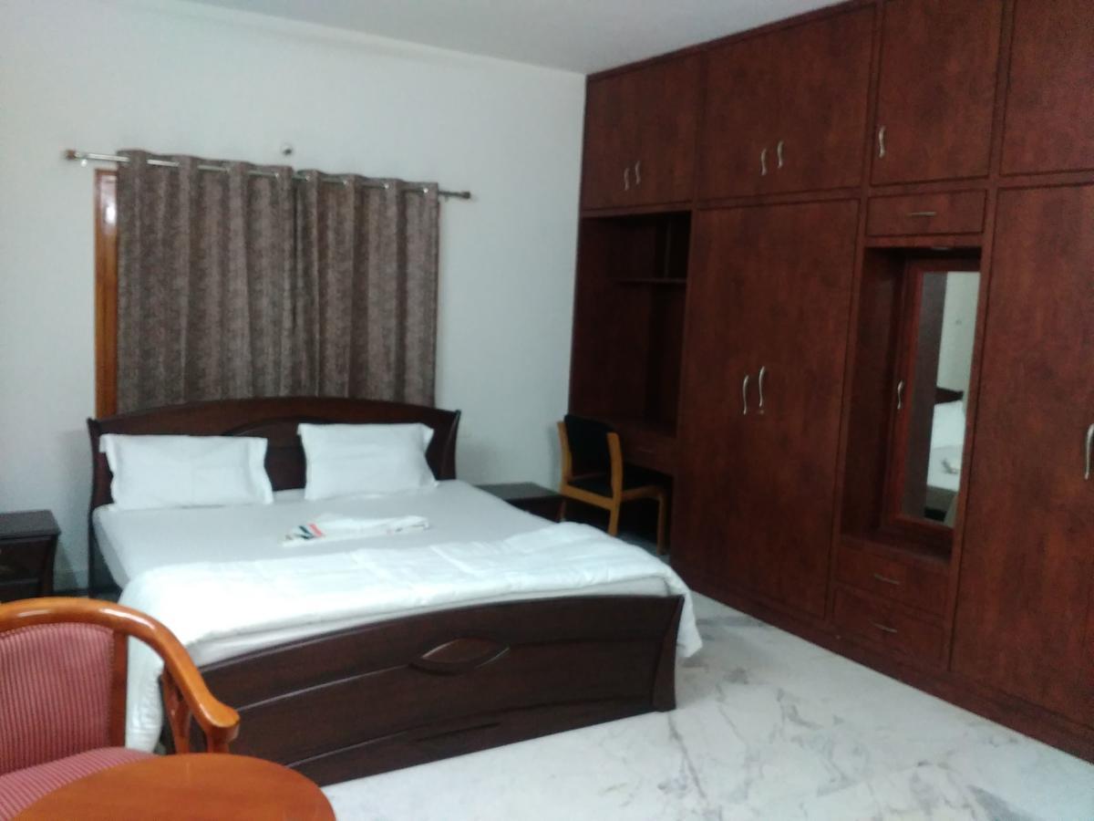 Hotel Fresh Living Prime Banjara Hyderabad Esterno foto